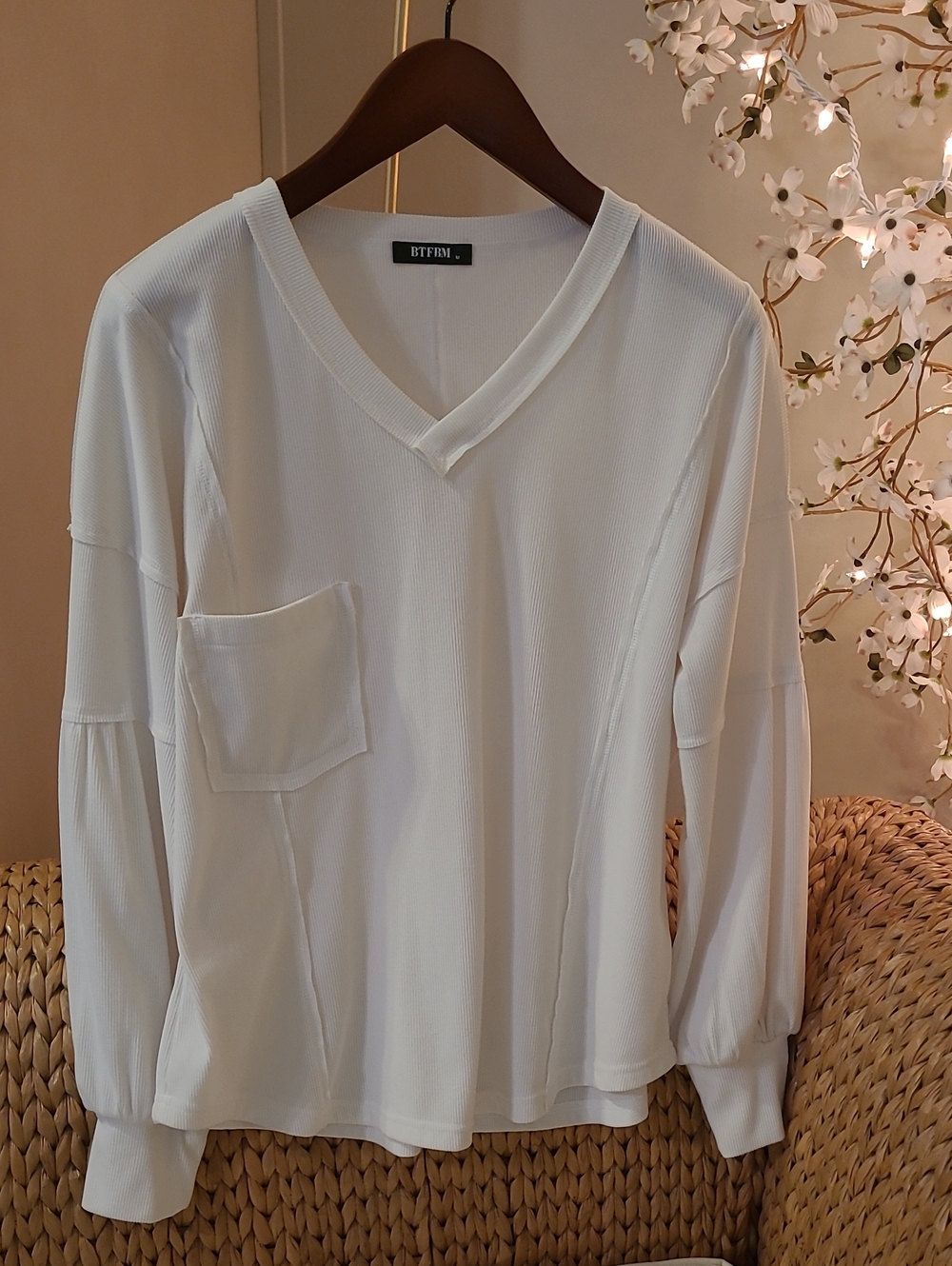 Cream V-Neck Ribbed Long Sleeve Pocket Top
